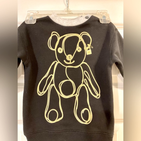 Burberry black sweater with teddy bear and logo on the front. SZ- 2 Y 🍄🌺HP🌺🍄 - Picture 3 of 12